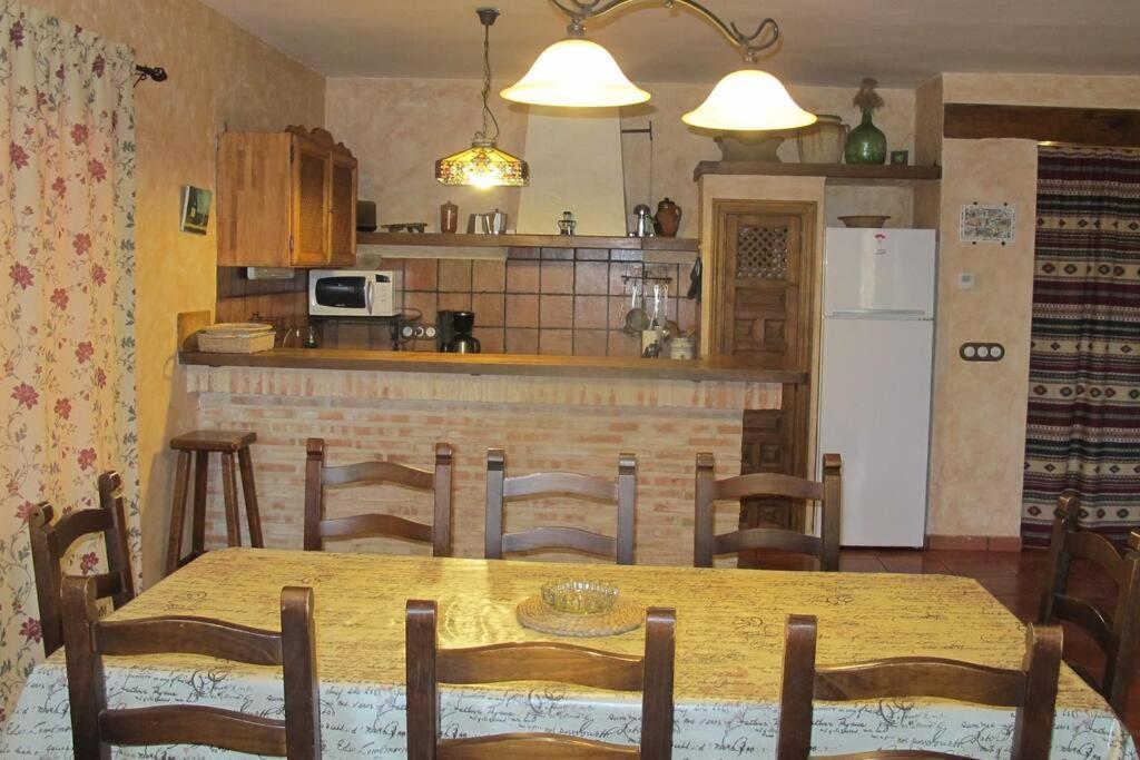 Gran Casa, Lagunas De Ruidera, Bbq, Porche, Chimenea Ngoại thất bức ảnh